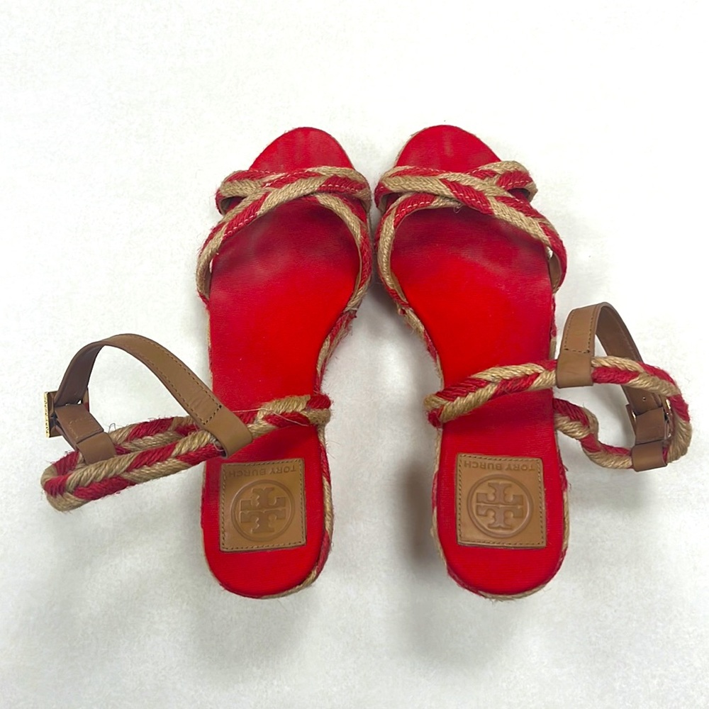 TORY BIRCH Red/Tan Raffia Wedge Heel